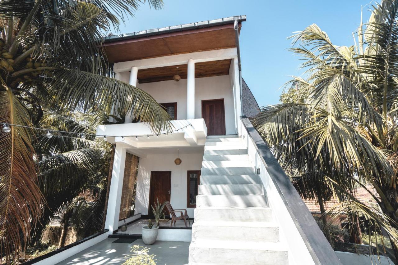 Layback Boutique Surf & Yoga Camp Sri Lanka Hostel Weligama Luaran gambar