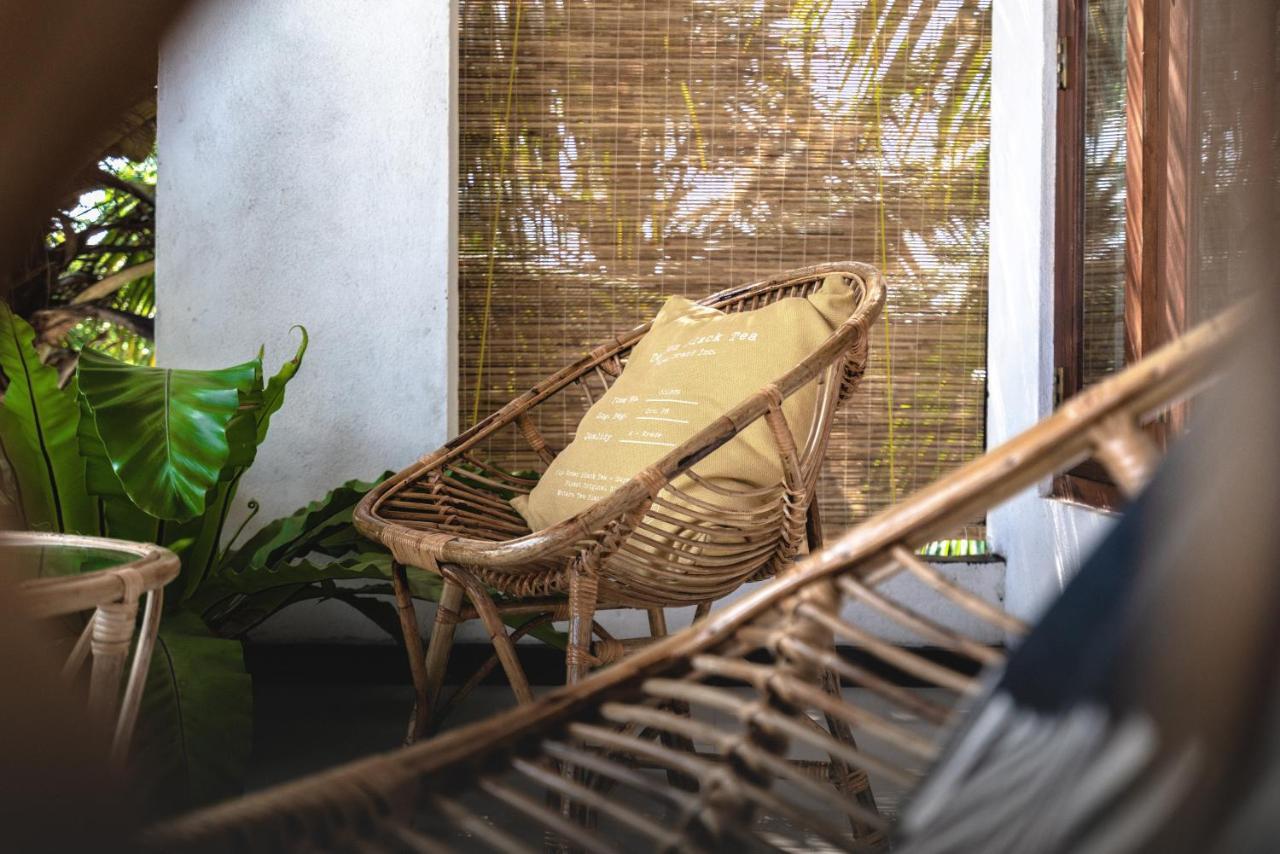 Layback Boutique Surf & Yoga Camp Sri Lanka Hostel Weligama Luaran gambar